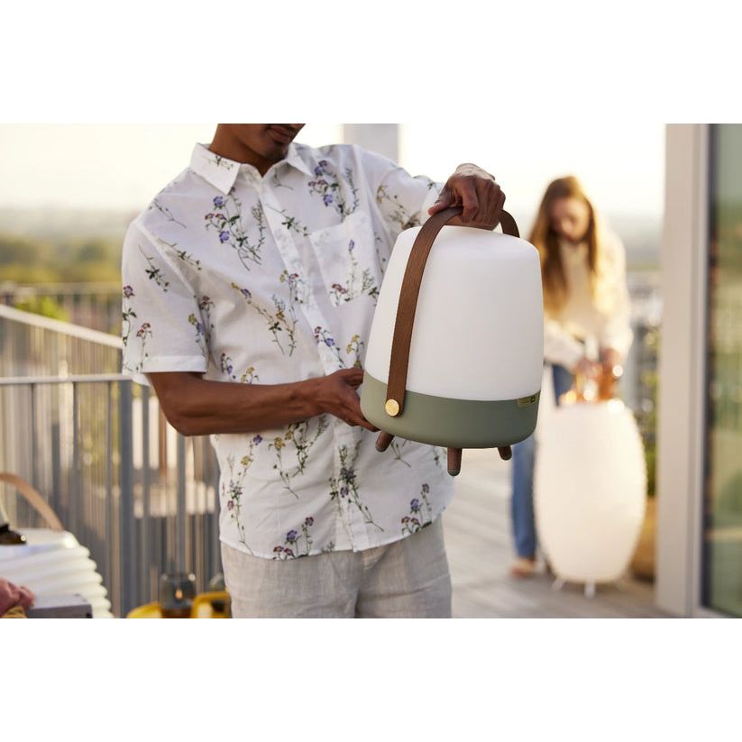 Polyethylene Loudspeaker Lamp with Wooden Handle and Brass Accents – Lite-up PLAY | Kooduu