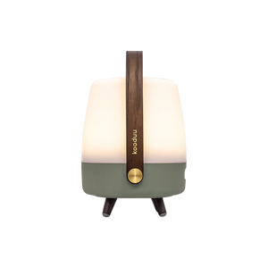 Lautsprecherleuchte aus Polyethylen mit Holzgriff und Messingakzenten - Lite-up Play Mini | Kooduu