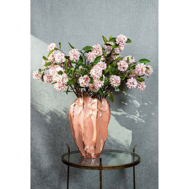Kunstzweig - rosa Gartenblume mit Blättern von PTMD - Esszett Luxury | Stilvolles Wohnen mit Charakter