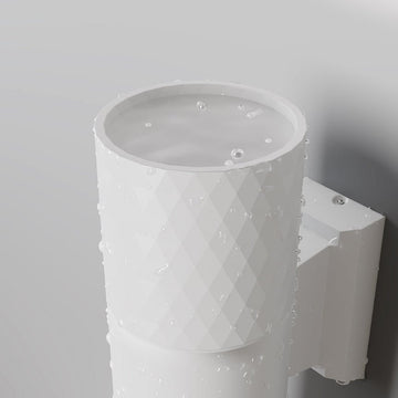 Wandleuchte mit weißem Aluminiumgehäuse und versiegeltem Sicherheitsglas – Bowery | Maytoni - Esszett Luxury | Stilvolles Wohnen mit Charakter