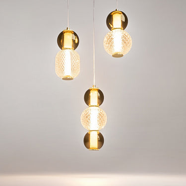 Pendelleuchte im großen goldfarbenen Ringdesign mit dimmbarer LED verstellbarer Höhe und energiesparender Beleuchtung – Drop | Maytoni