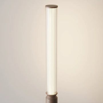 Landschaftsleuchte – Braune Farbe, Aluminium Glas, Zeitlose Eleganz - Lit | Maytoni