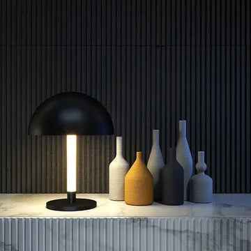 Table Lamp Black Aluminum Half-Shade Integrated LED Arm & Modern Design – Ray | Maytoni