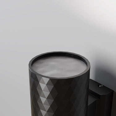 Wandleuchte mit schwarzem Aluminiumgehäuse und versiegeltem Sicherheitsglas – Bowery | Maytoni - Esszett Luxury | Stilvolles Wohnen mit Charakter
