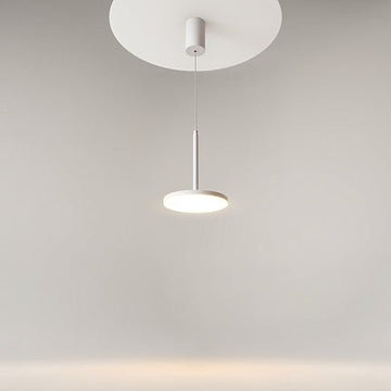 Pendelleuchte Weißes Aluminiumgehäuse mit mattweißem Acryl - Diffusor, integrierter LED und modernem Design – Arc | Maytoni - Esszett Luxury | Stilvolles Wohnen mit Charakter