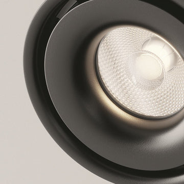 Deckenleuchte aus schwarzem Aluminium mit integrierter LED und neutralweißem Licht – Yin | Maytoni - Esszett Luxury | Stilvolles Wohnen mit Charakter