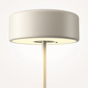 Tischleuchte Transparente Glasvase Weißer Metallkopf & Touch - Dimmer – AI Collaboration | Maytoni - Esszett Luxury | Stilvolles Wohnen mit Charakter