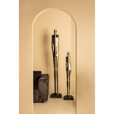 Statue - Thijs Black 25.0 x 24.0 x 127.0 cm von PTMD - Esszett Luxury | Stilvolles Wohnen mit Charakter