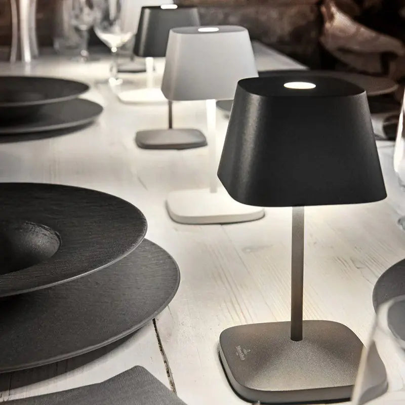 Tischleuchte, beschichtetes Aluminium, kabellos, Touch-Dimmer – NEAPEL 2.0 | Villeroy & Boch