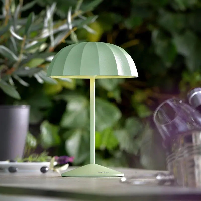 Tischleuchte mit Aluminiumgehäuse elegantem Formfaktor & integrierter LED-Technik – OMBRELLINO | Sompex