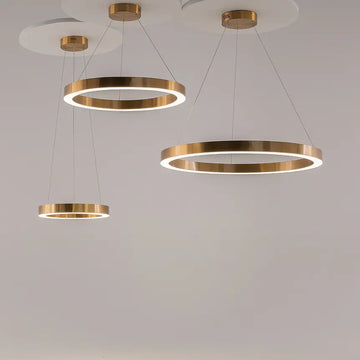 Pendelleuchte – Messing Finish, Acrylschirm, 58 W LED, IP20 Schutz, Ø80 cm - Saturno | Maytoni