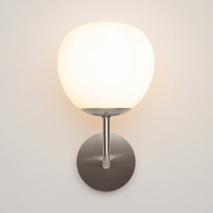 Wall lamp with satin nickel finish and white frosted glass shade – Erich | Maytoni