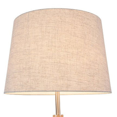 Stehleuchte aus Metall & Holz - Gestell mit Stoffschirm im Tripod - Design – Calvin | Maytoni - Esszett Luxury | Stilvolles Wohnen mit Charakter