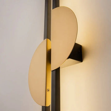 Black Aluminum Wall Light with Brass Accent and LED Design – Skyline | Maytoni