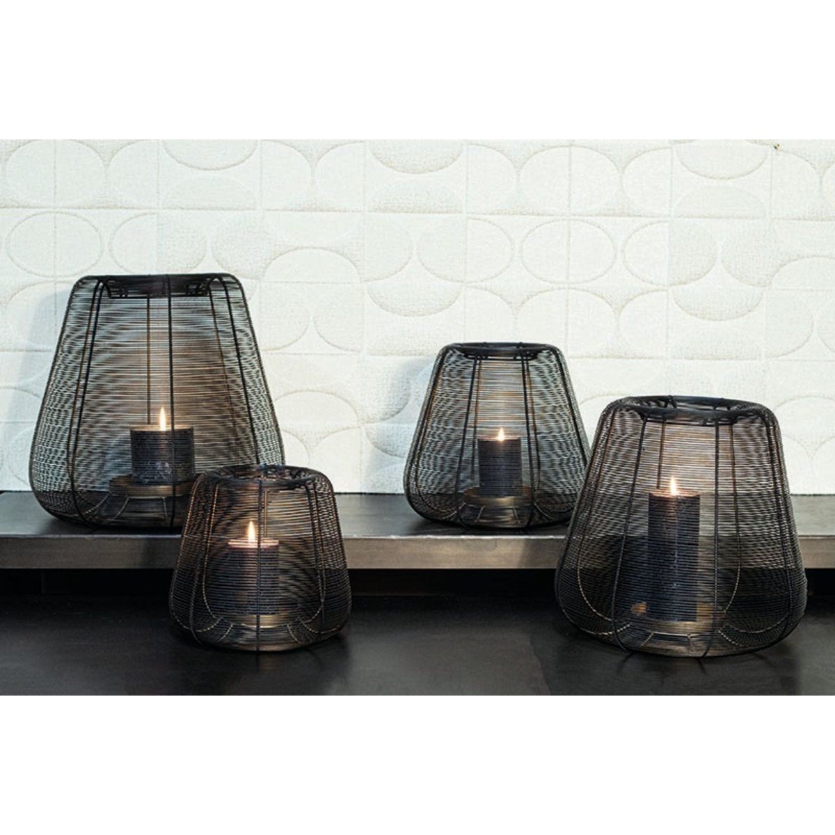 Windlicht - Jaden Black 29.0 x 29.0 x 27.0 cm von PTMD - Esszett Luxury | Stilvolles Wohnen mit Charakter