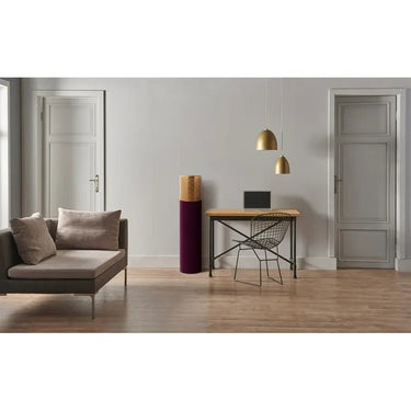 Vase im Art - Deco - Stil mit goldener Struktur beerenfarbener Oberfläche und eleganter schlanker Form – Art Deco 1145 | Kayoom - Esszett Luxury | Stilvolles Wohnen mit Charakter