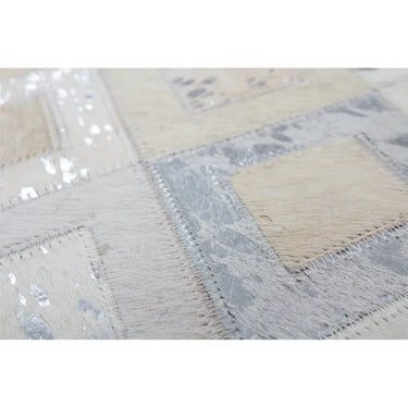 Lederteppich – Echtes Leder, Silberne Applikationen, Geometrisches Muster, 80 x 150 cm - Spark 110 | Kayoom