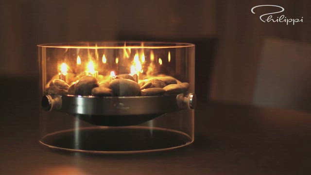 Table fireplace with hand-blown glass ring, pebbles & lamp oil operation – Fire | Philippi