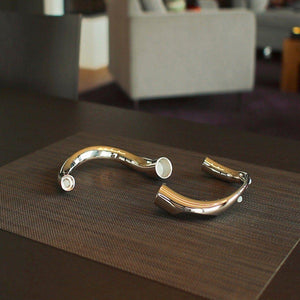 Magnetischer Kerzenhalter - Bow von Philippi - Esszett Luxury | Stilvolles Wohnen mit Charakter